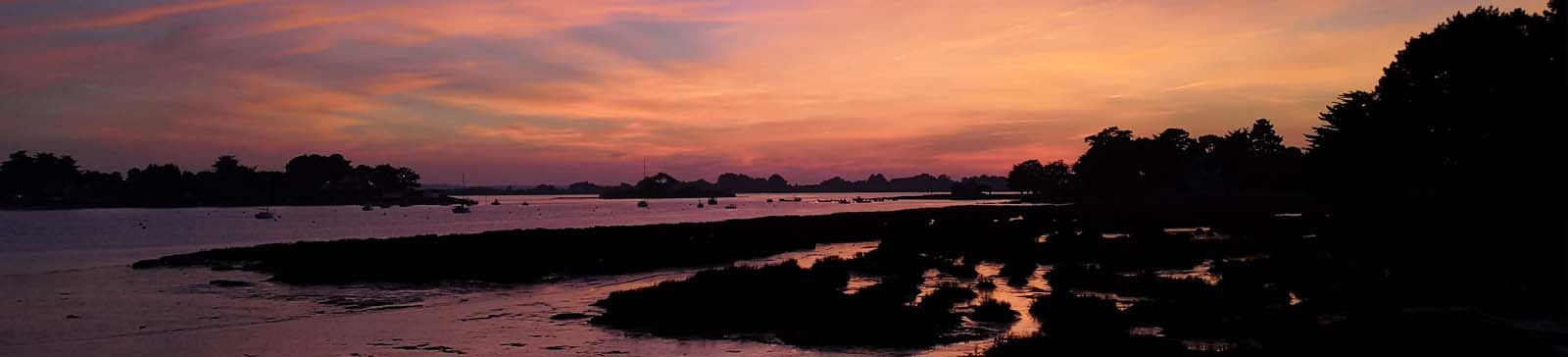 Contempler le coucher de soleil pendant le confinement...